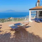 Bellavilla A Villa